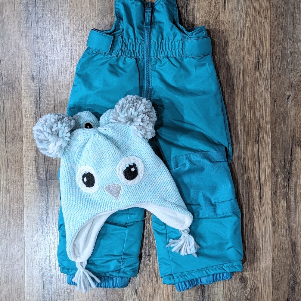 EUC Cat & Jack Snowsuit 12M and NWT Hat & Mittens